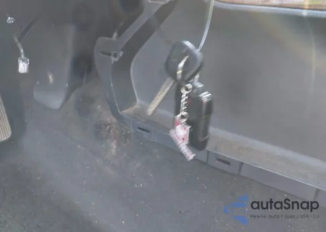 2017 Chevrolet Silverado 2500Hd Lt from USA, damaged, VIN 1GC1KVEY8HF136590